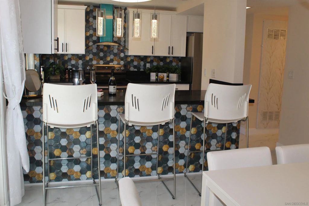 11935 Royal Rd Unit B, El Cajon