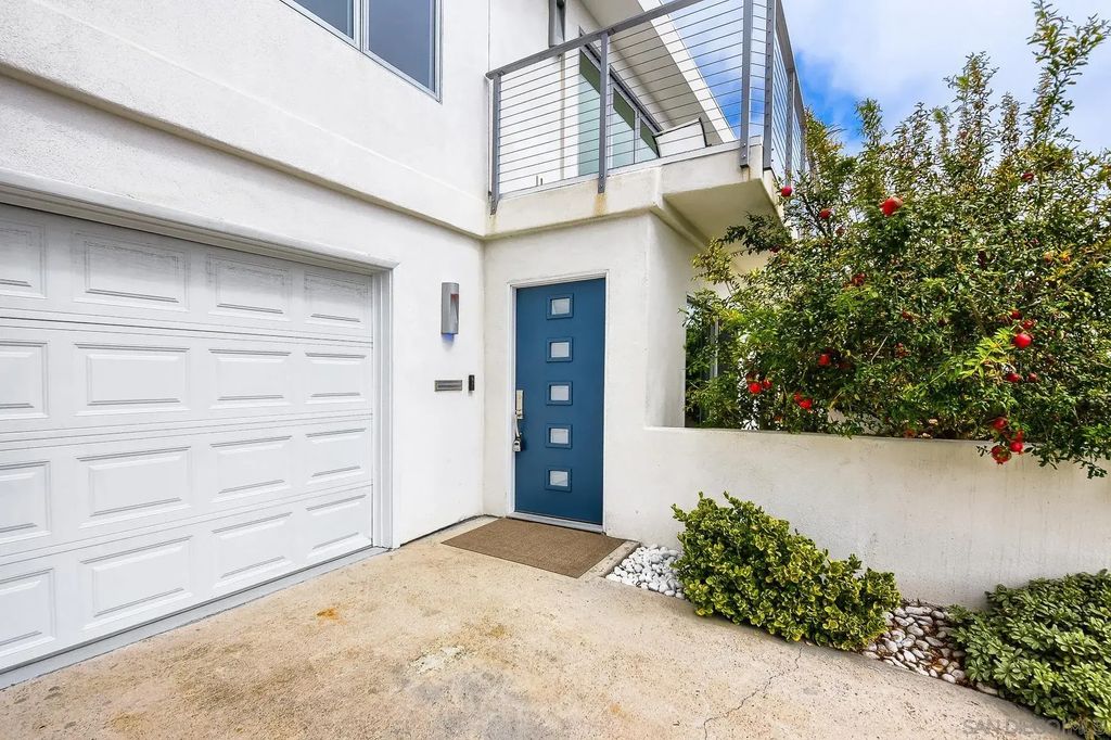 5379 La Jolla Mesa, La Jolla