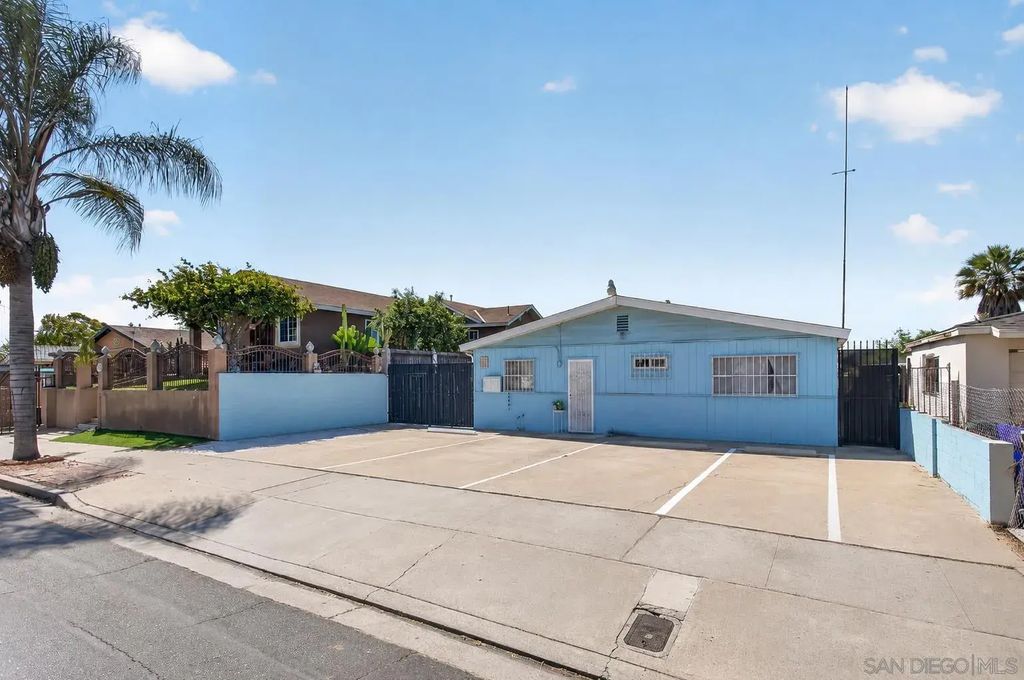 4165-71 Epsilon St, LOGAN HEIGHTS