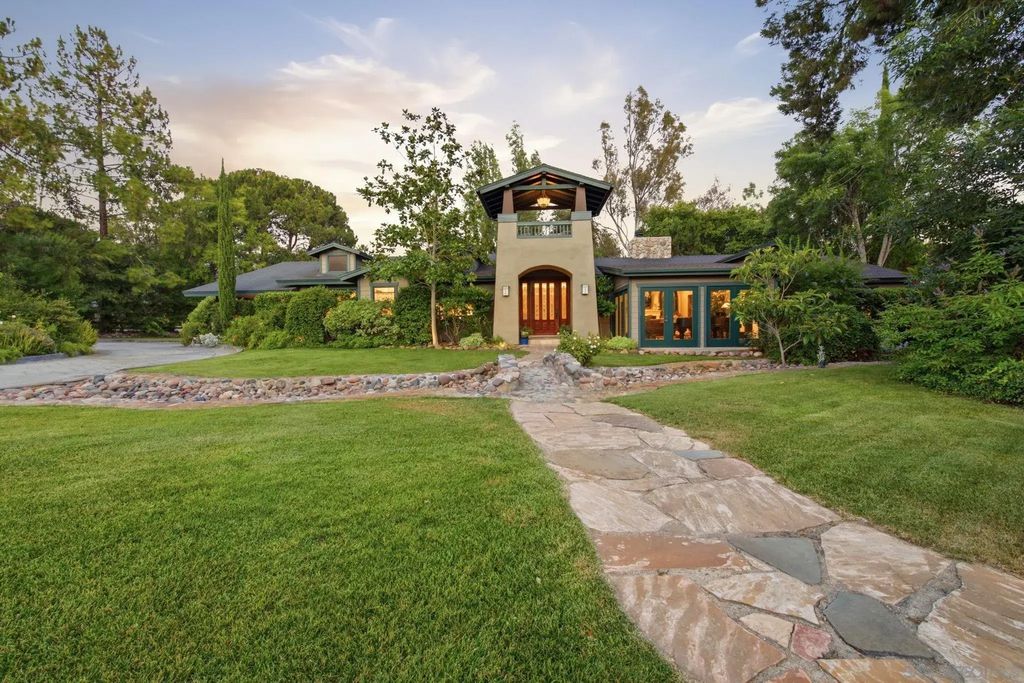 13327 Calle Colina, Poway
