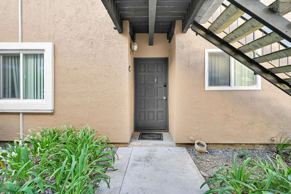 17195 W Bernardo Dr 101, RANCHO BERNARDO