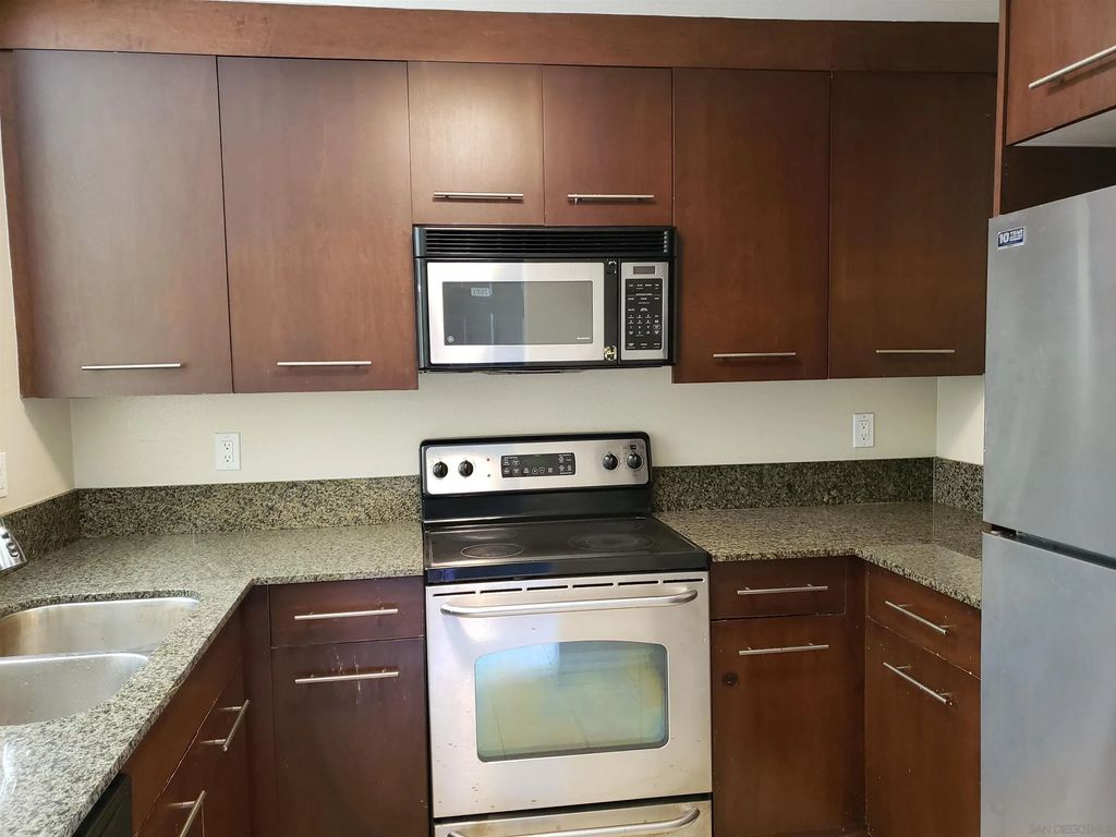 7425 Charmant 2601, UNIVERSITY CITY