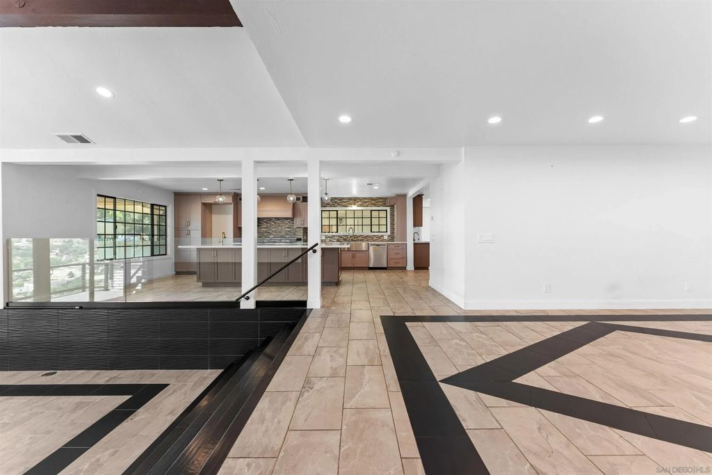 3006 Skycrest Drive, Fallbrook
