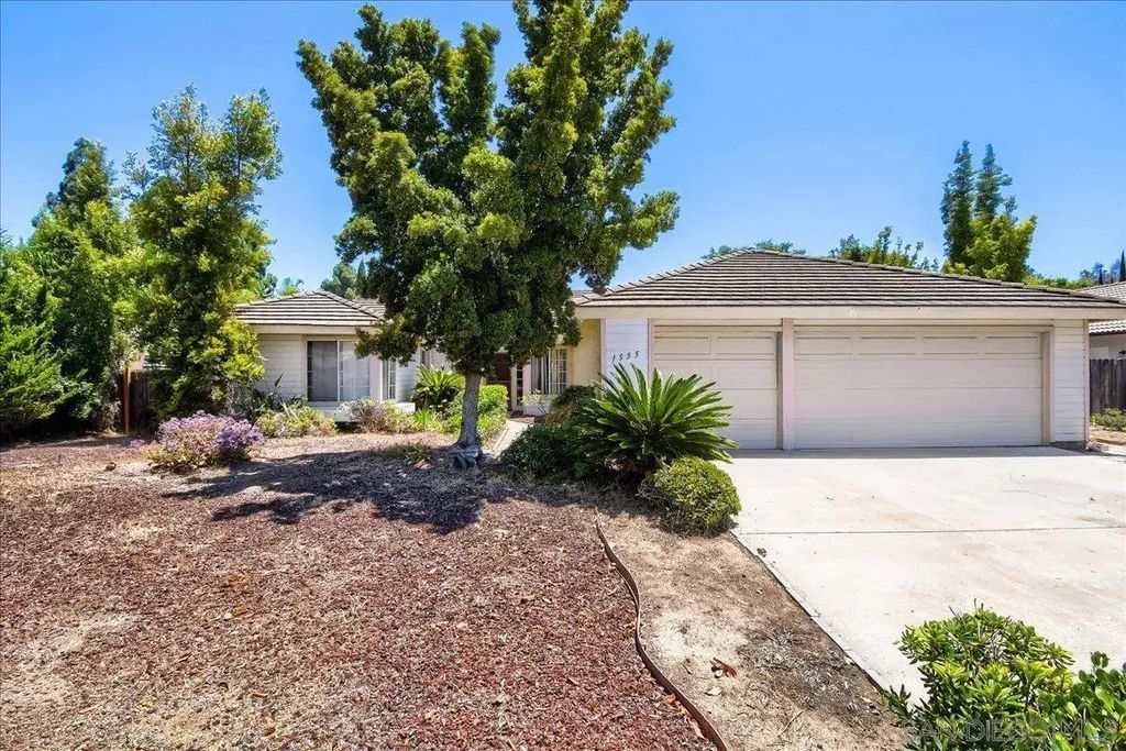 1555 Del Mar Road, Oceanside