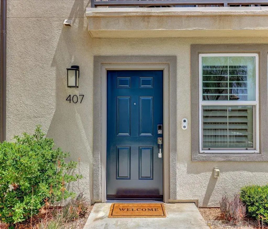 407 Atlas Gln, Escondido