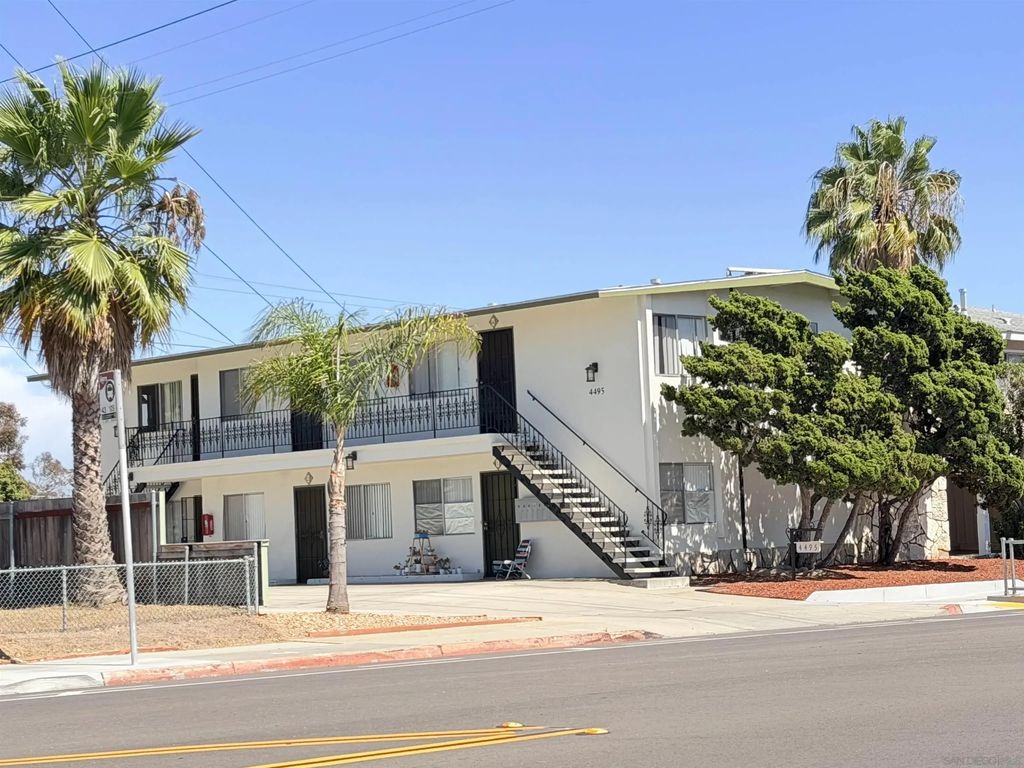 4495 Clairemont Drive, 