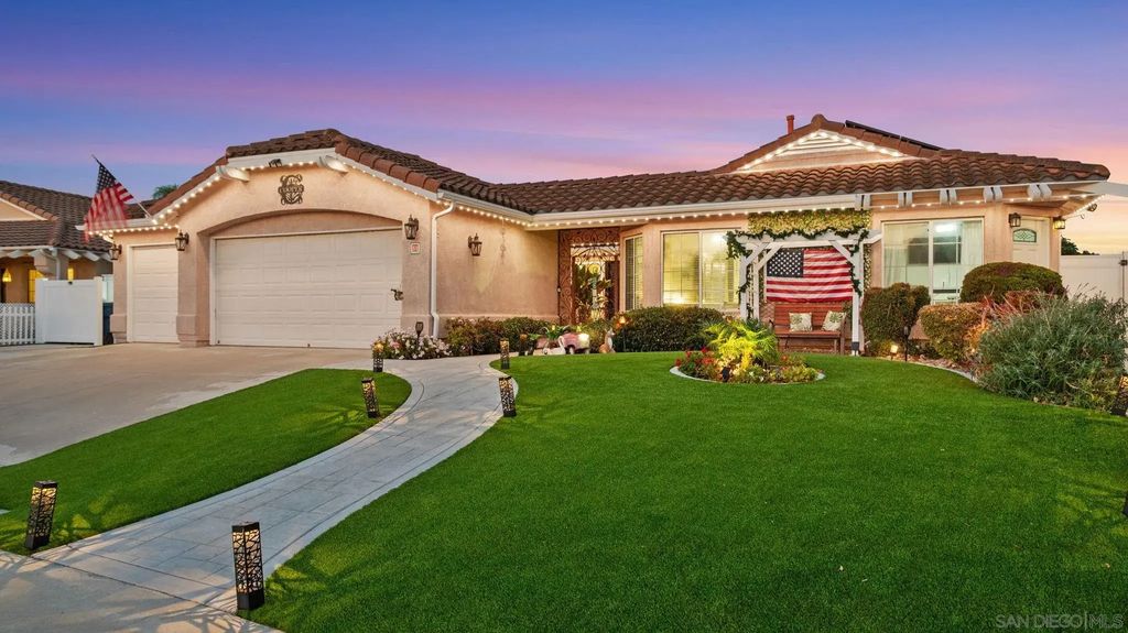 51 Trinity St, Oceanside