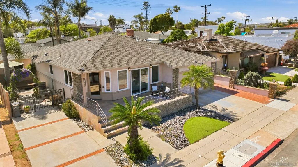 3634 Crown Point Dr, PACIFIC BEACH