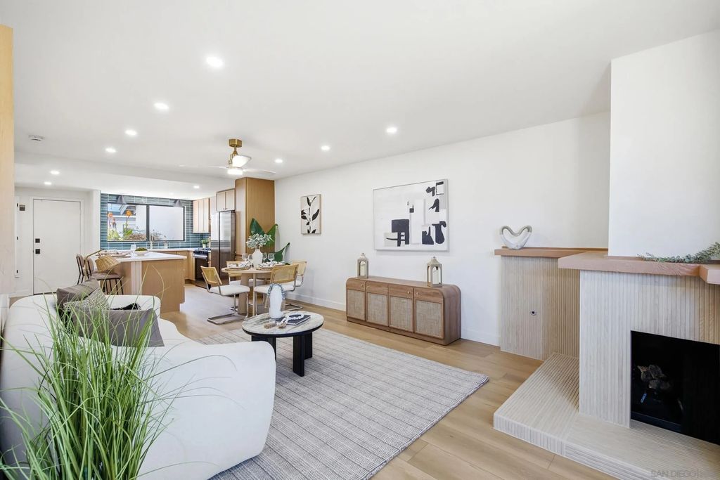 4044 Crystal Dawn 103, UNIVERSITY CITY