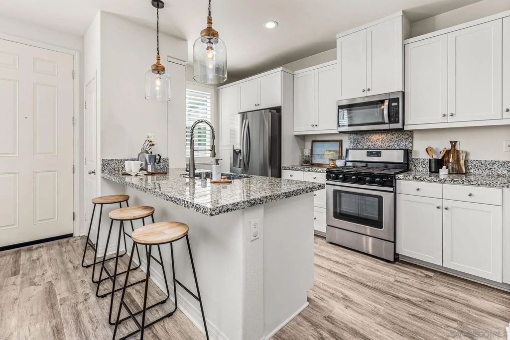 519 Heron Ln, Imperial Beach