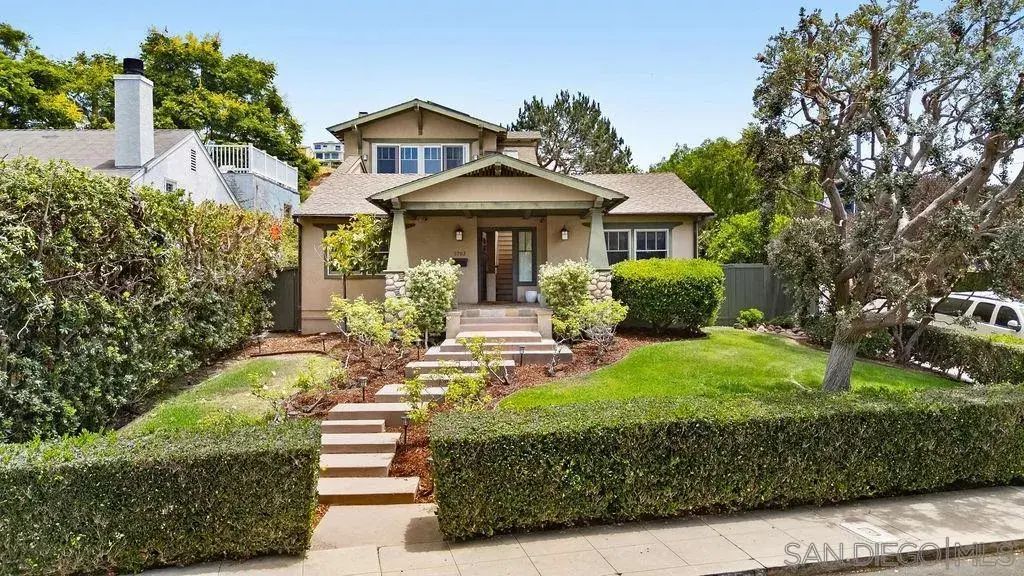 5703 Beaumont Ave, La Jolla