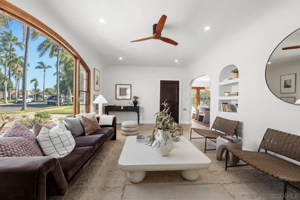 4866 Sussex, KENSINGTON