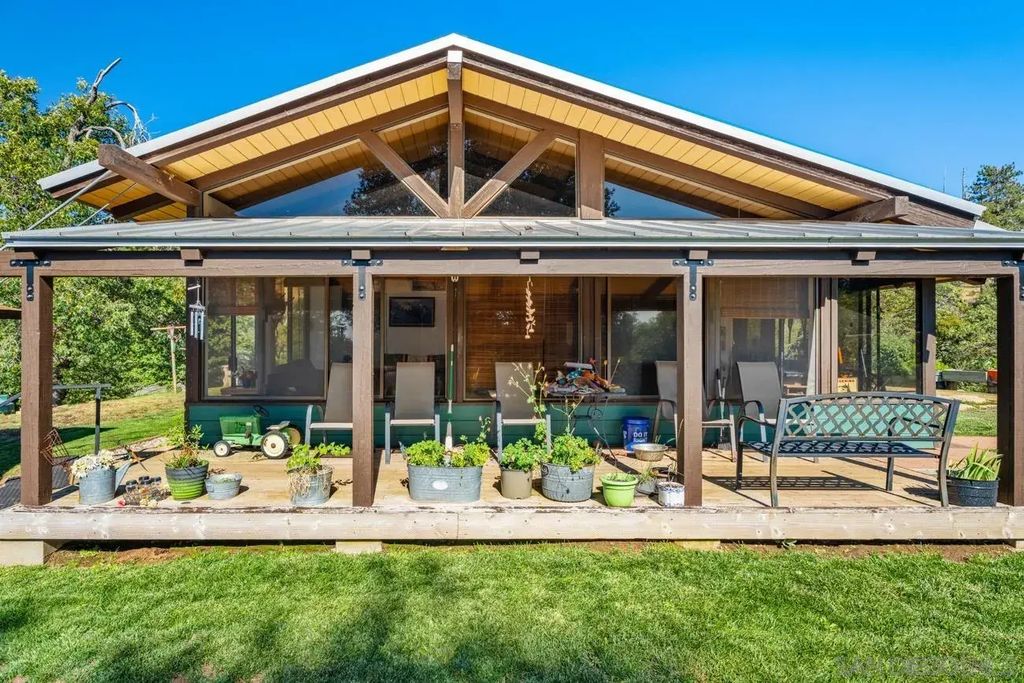 14684 Highway 79, Julian