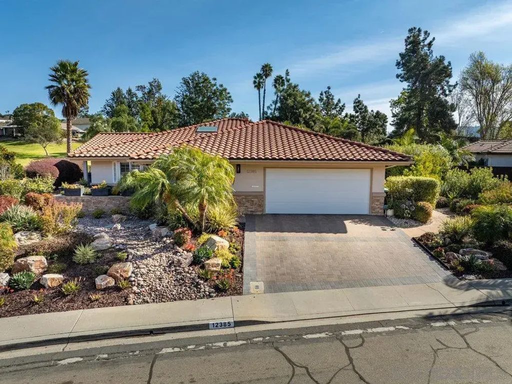 12385 Conquistador Way, RANCHO BERNARDO