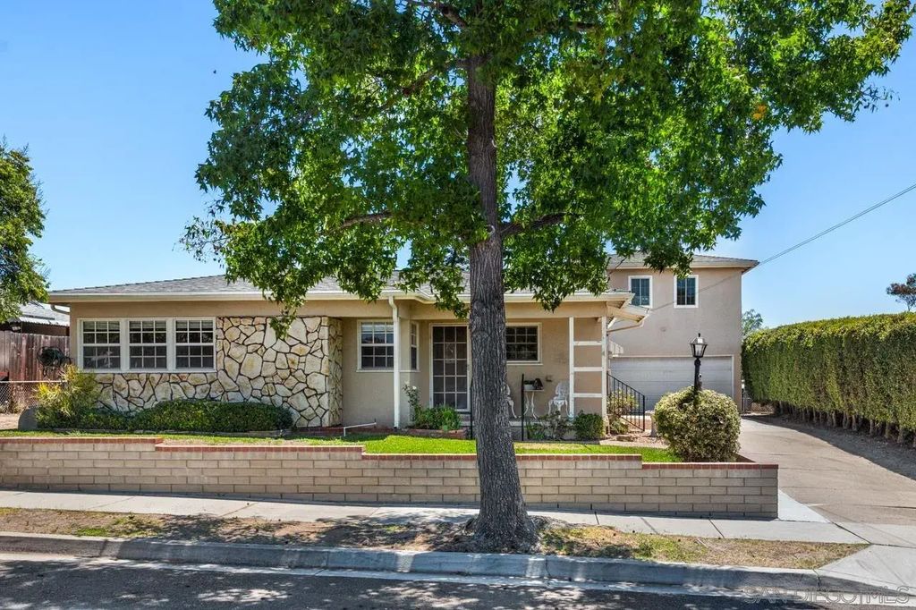 6031 Sinton, La Mesa