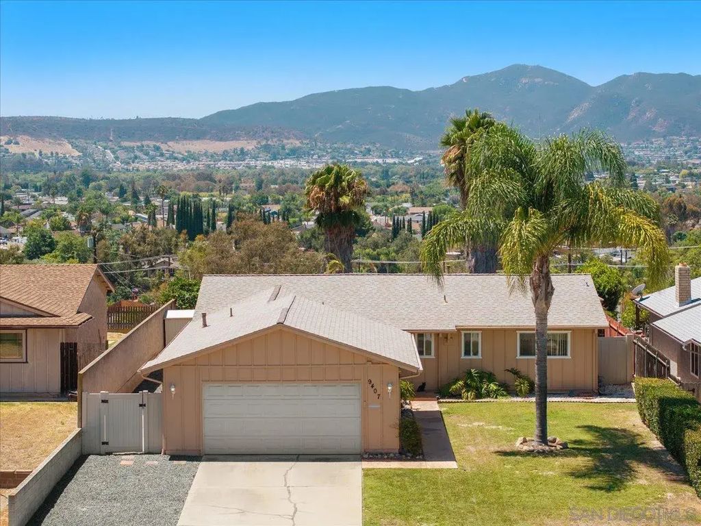 9407 Lake Canyon Rd, Santee