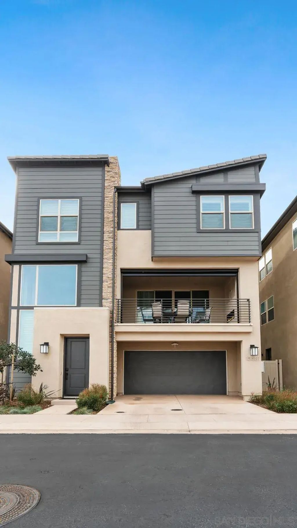15681 Rennyson, RANCHO BERNARDO