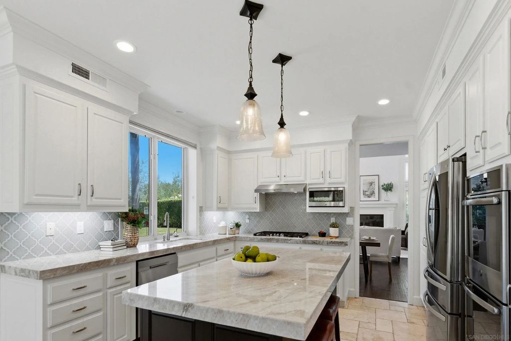 16527 N Woodson Dr, Ramona