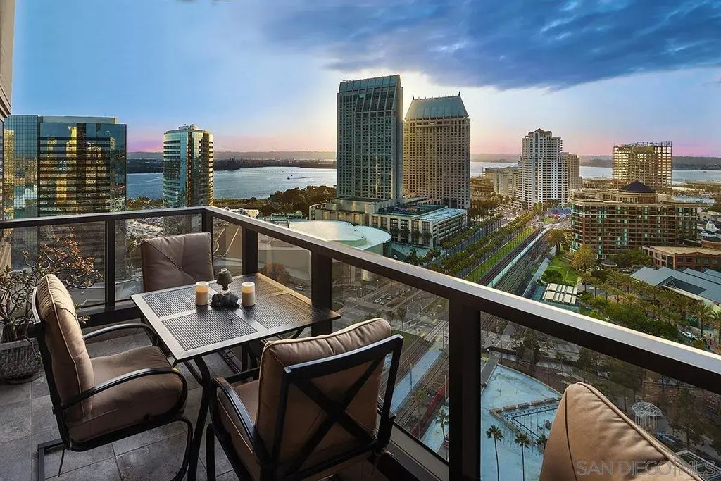 100 Harbor Drive 2404, DOWNTOWN