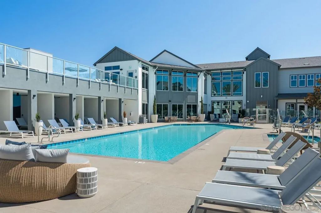 5005 Avenida Lugano 3, Chula Vista