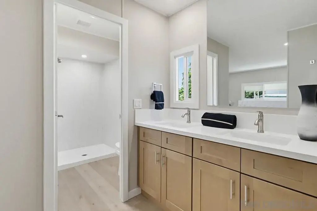 716 S 2nd St 175, El Cajon
