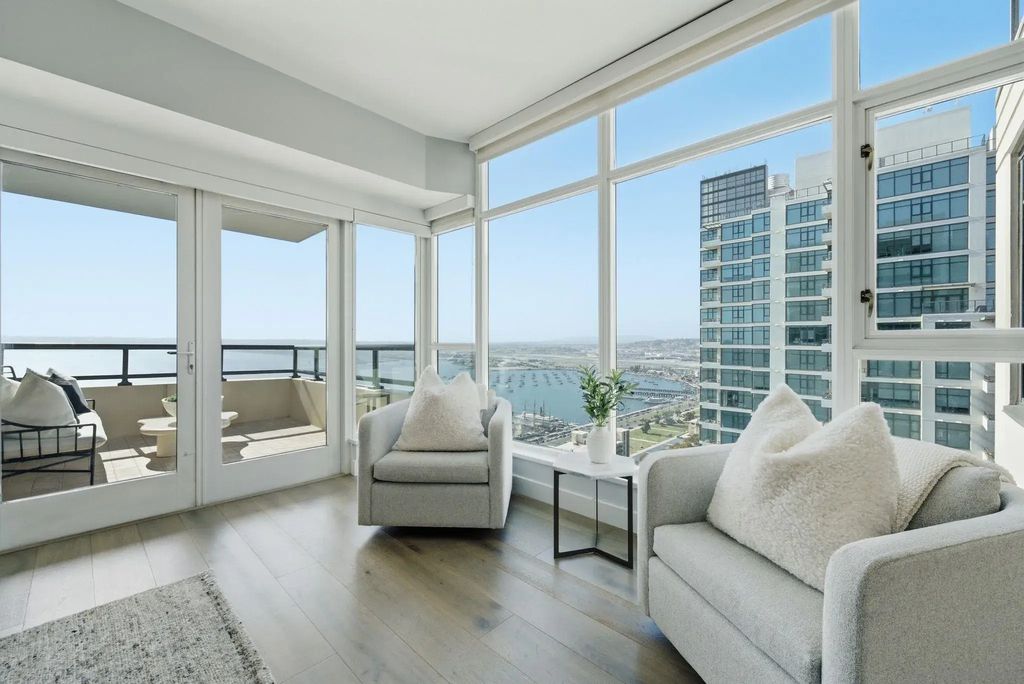 1199 Pacific Highway 3401, Downtown (DT)
