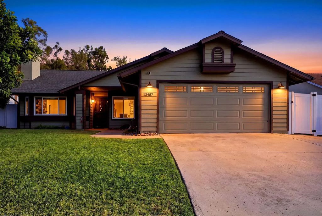 13457 Sohail Street, Lakeside