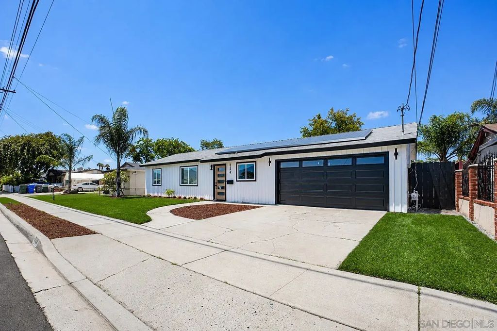 834 Elkelton Blvd, Spring Valley