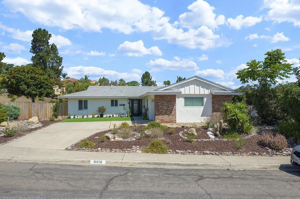 16958 Hierba, RANCHO BERNARDO