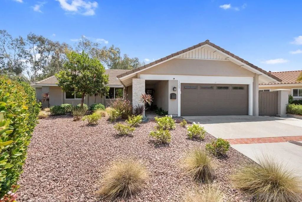 17287 Campillo Dr, RANCHO BERNARDO