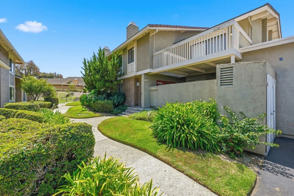 17539 Fairlie Rd, RANCHO BERNARDO