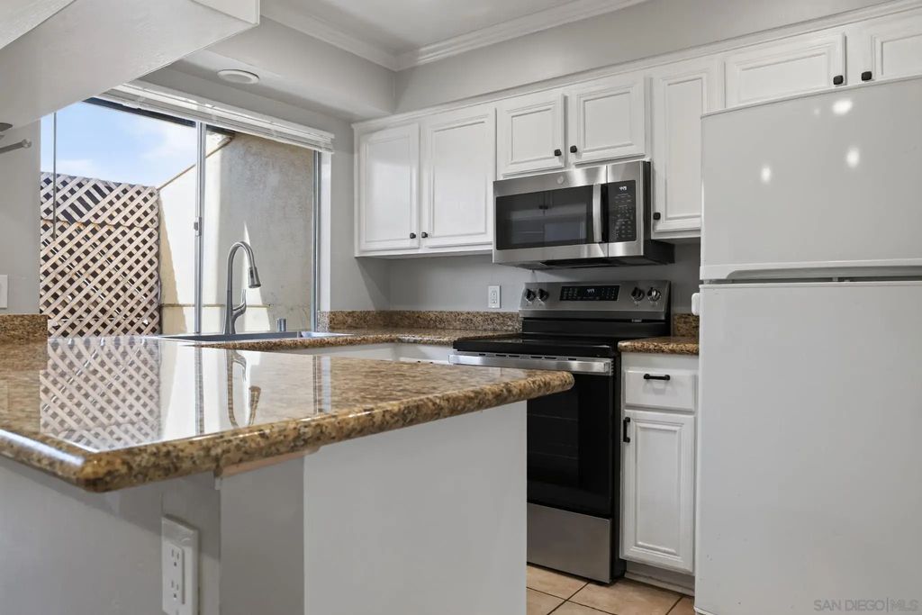 7988 Mission Center Ct C, MISSION VALLEY