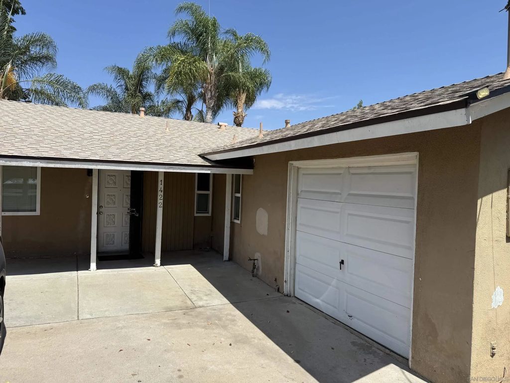 1422 S Maple, Escondido