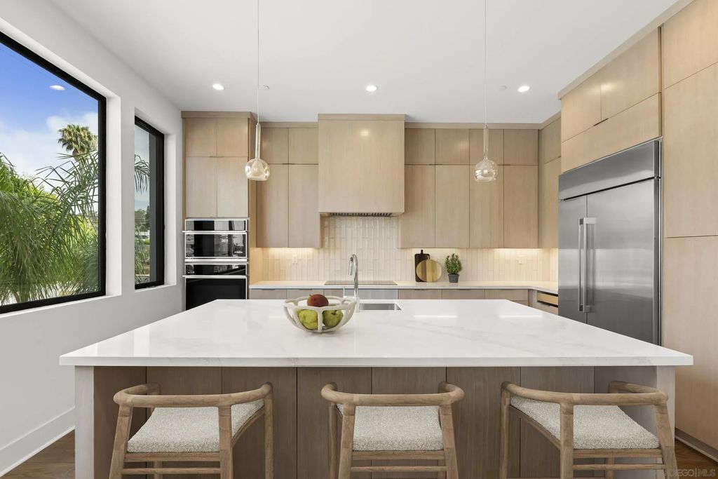 4835 Academy St, PACIFIC BEACH