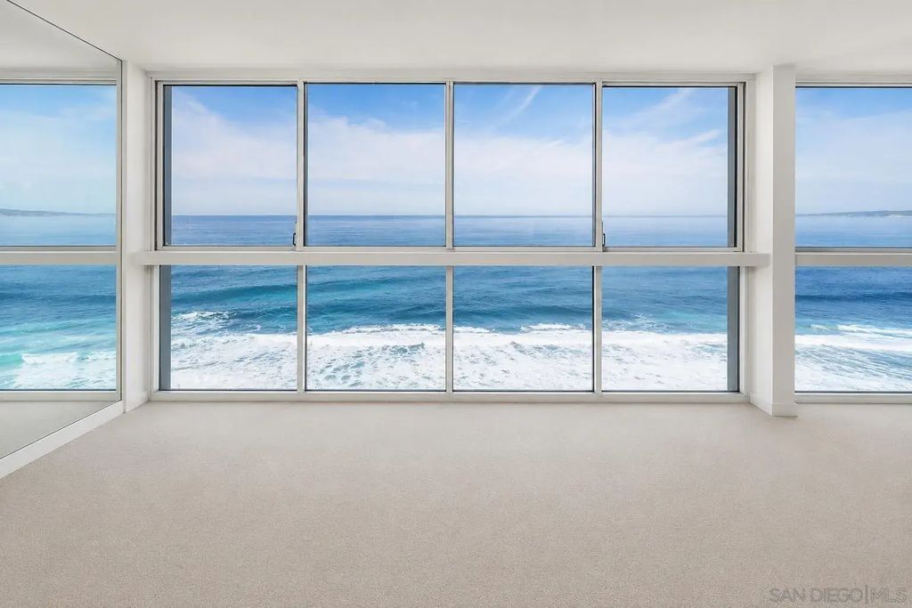 939 Coast 11 B, LA JOLLA