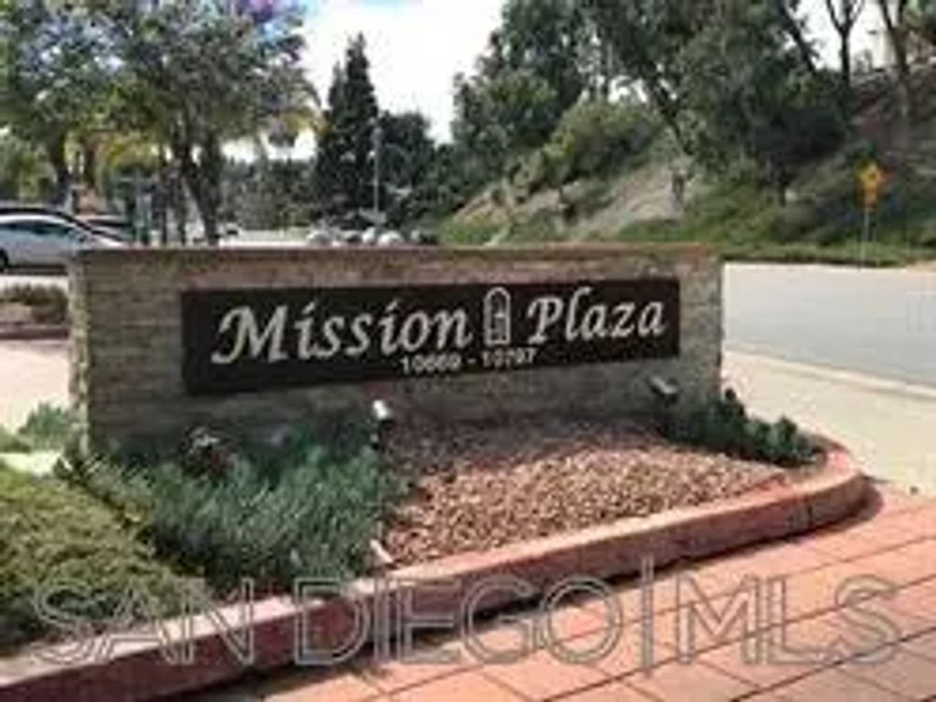10767 San Diego Mission Rd 304, MISSION VALLEY