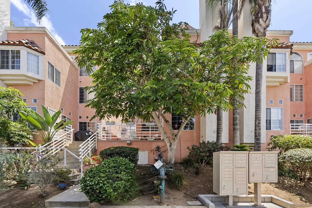 221 Donax Ave 4, Imperial Beach