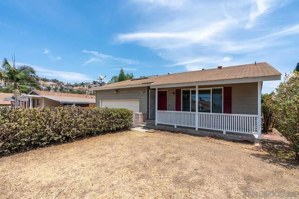 923 La Presa, Spring Valley