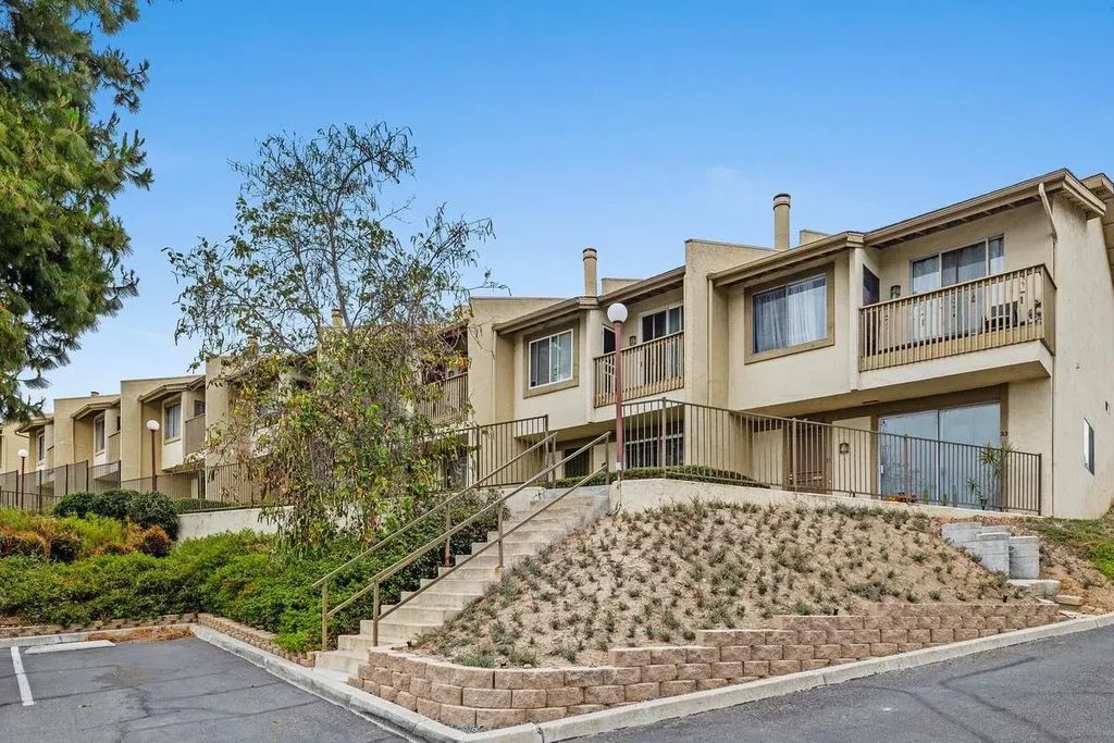 7700 Parkway Dr 38, La Mesa