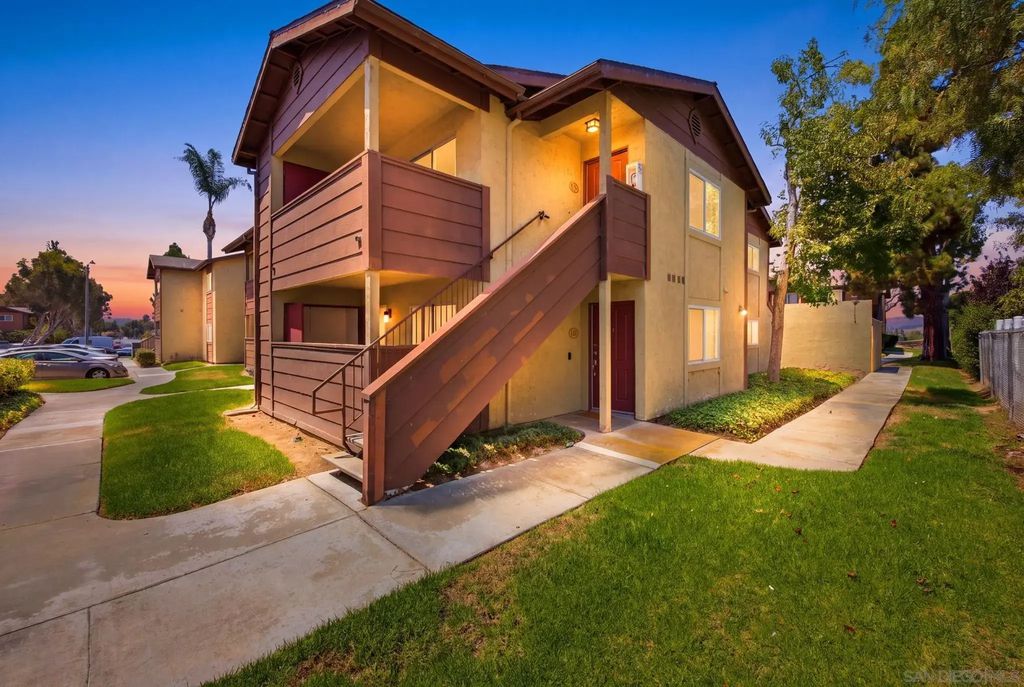 521 Calle Montecito 110, Oceanside