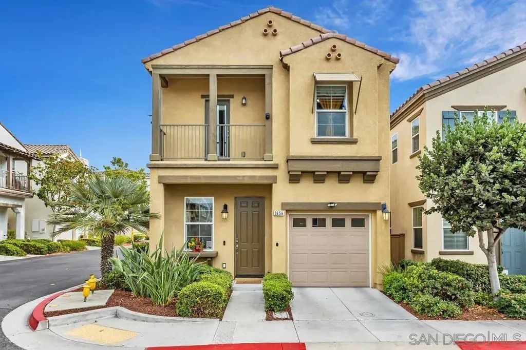 1656 Calle De La Flor, Chula Vista