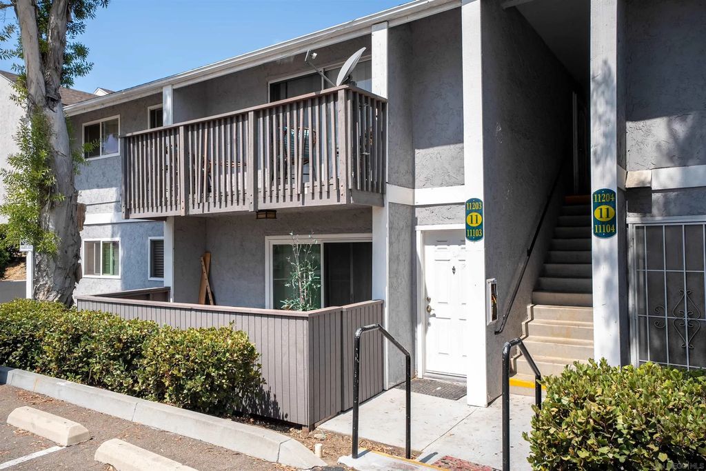 6333 College Grove Way 11103, COLLEGE GROVE