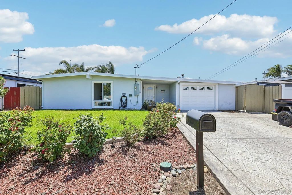 857 Holly Ave, Imperial Beach