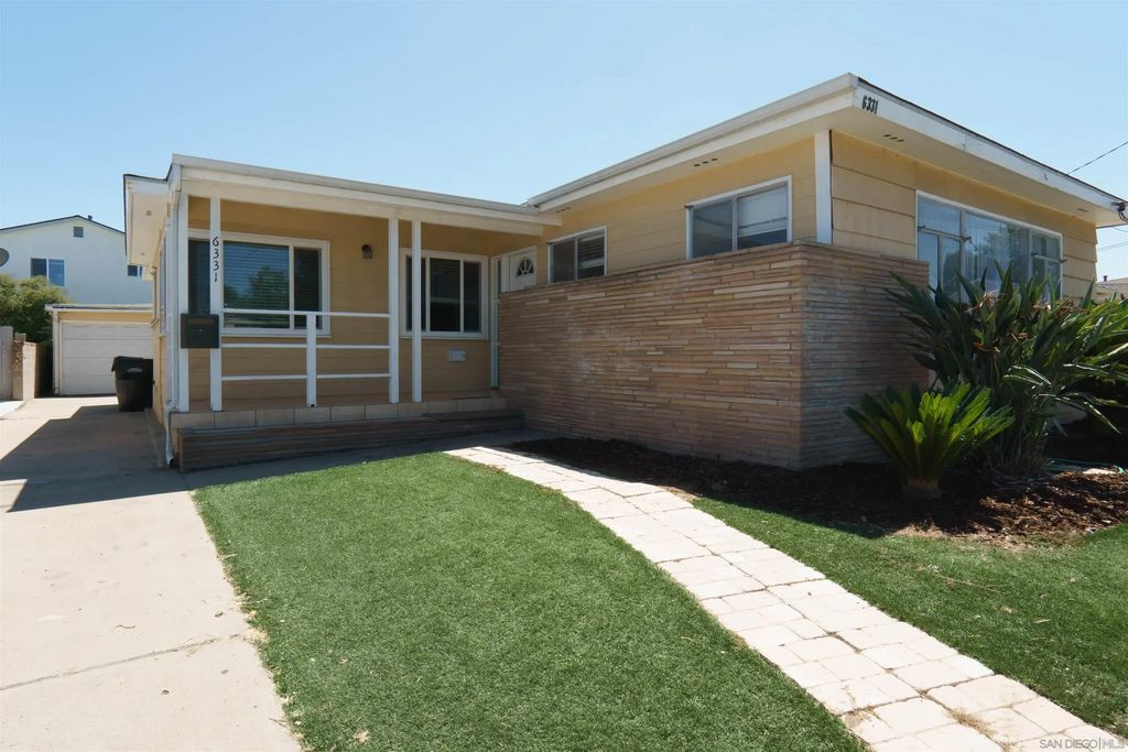 6331 Connie, COLLEGE GROVE