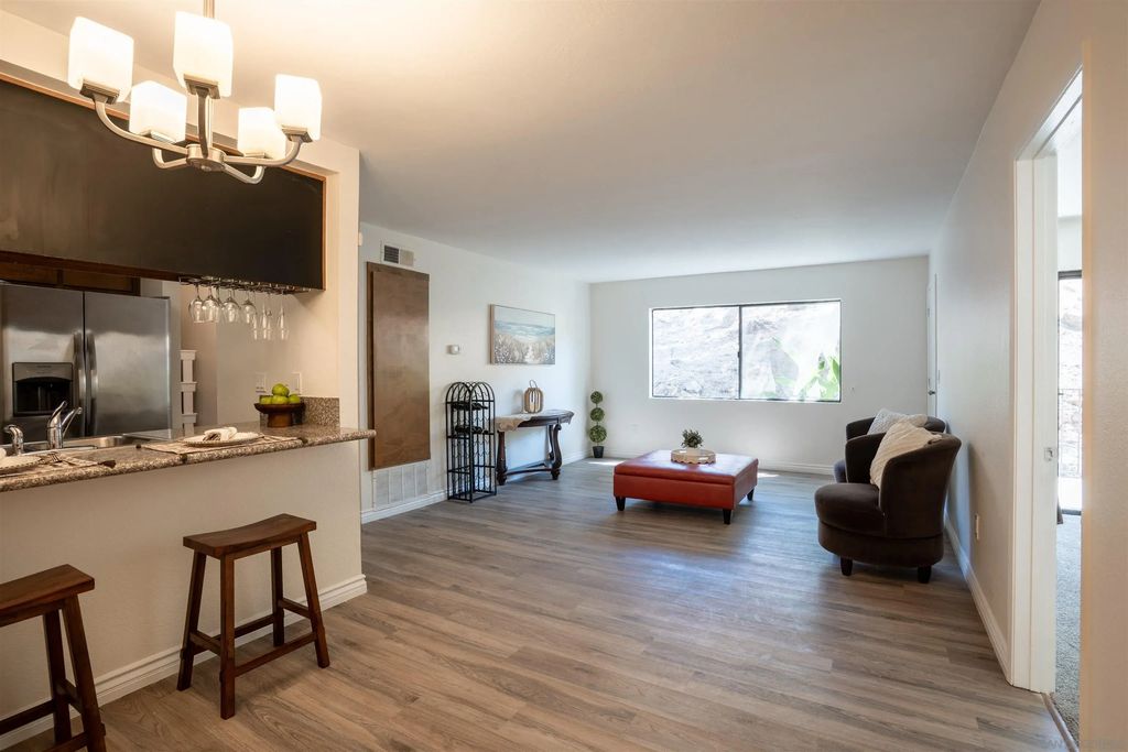 7845 Golfcrest Dr 21, SAN CARLOS