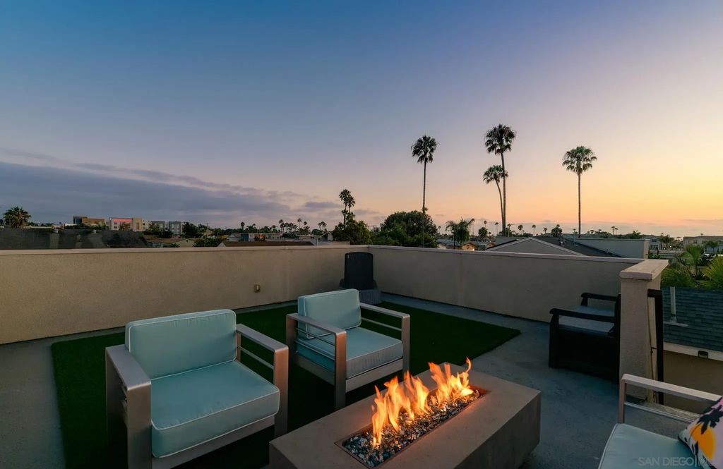 571 Delaware, Imperial Beach