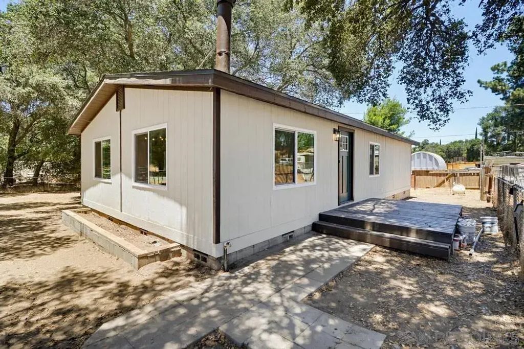 29430 Cleveland Forest, Campo