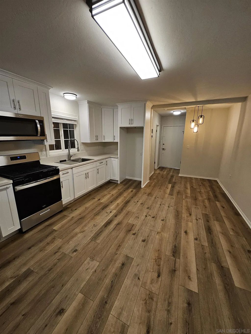 520 Glover Ave B, Chula Vista