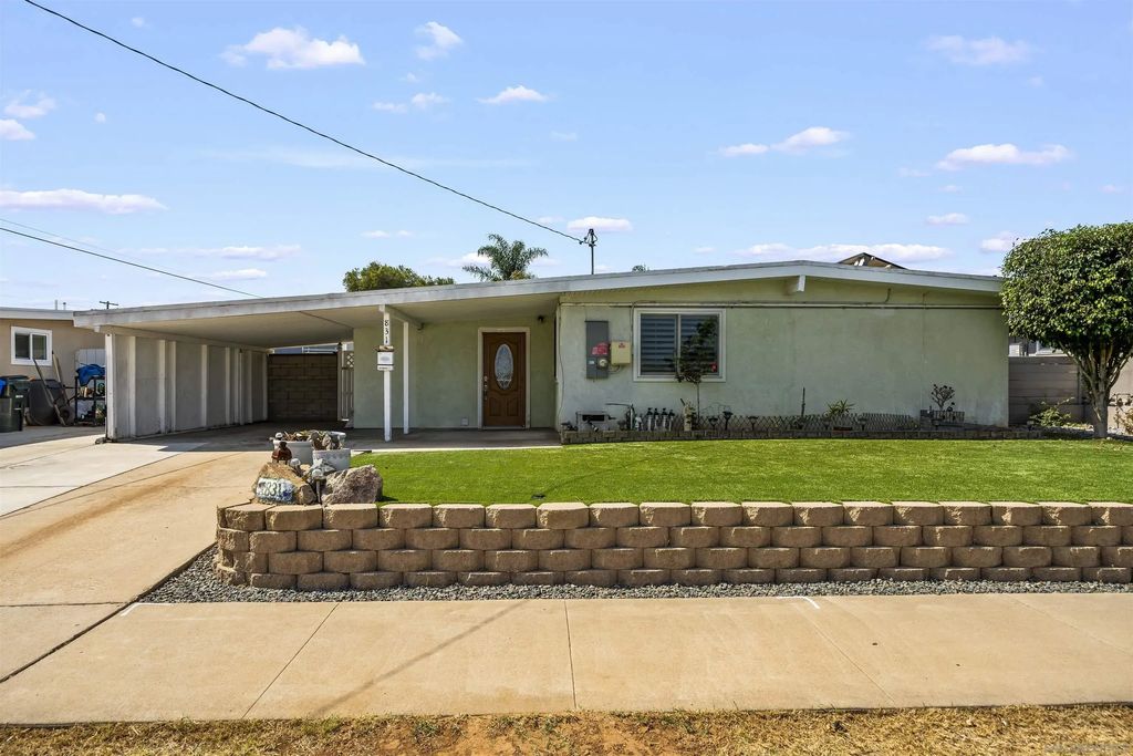 831 Hickory Ct., Imperial Beach