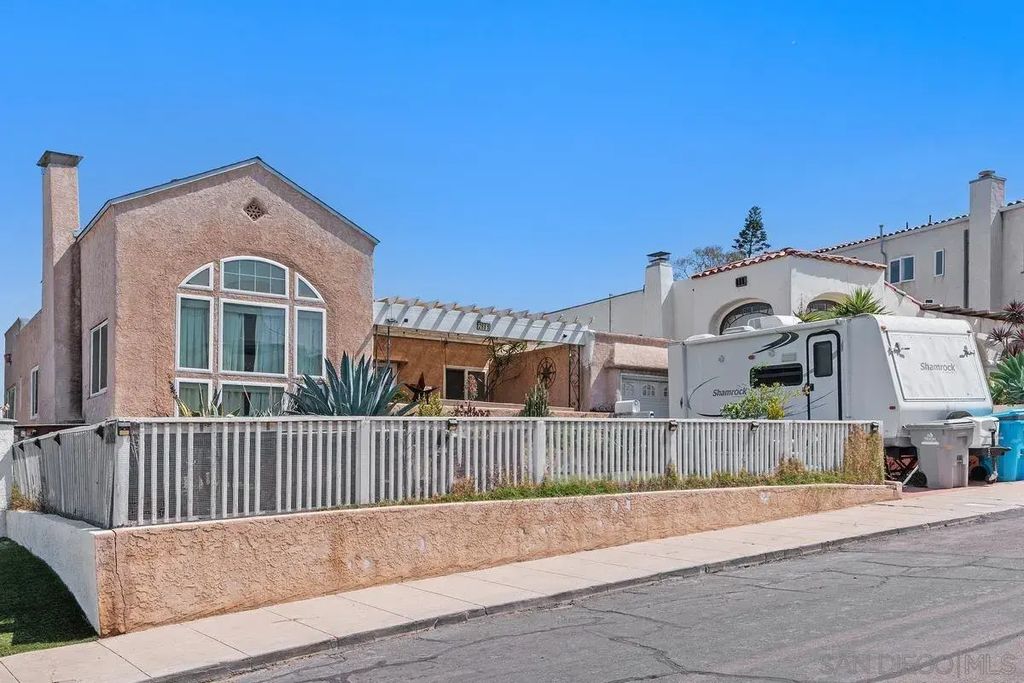 2881 Kalmia, South Park (304)